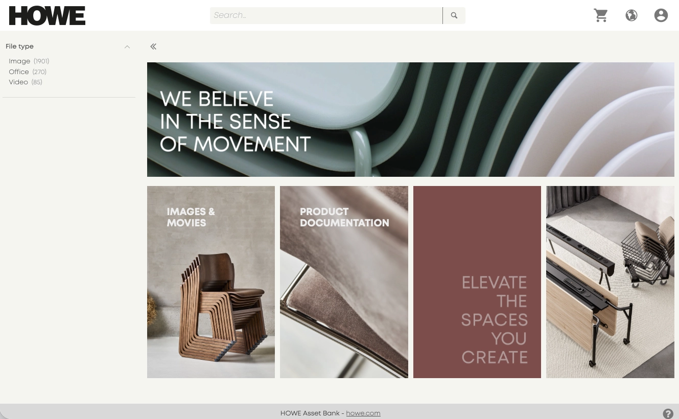 HOWE Assetbank. I venstre side et filter for filtype med billeder, kontordokumenter og video; til højre et bredt bannerbillede med teksten We believe in the sense of movement over en række stole, og under det felterne Images & movies og Product documentation samt produktfotos af møbler.